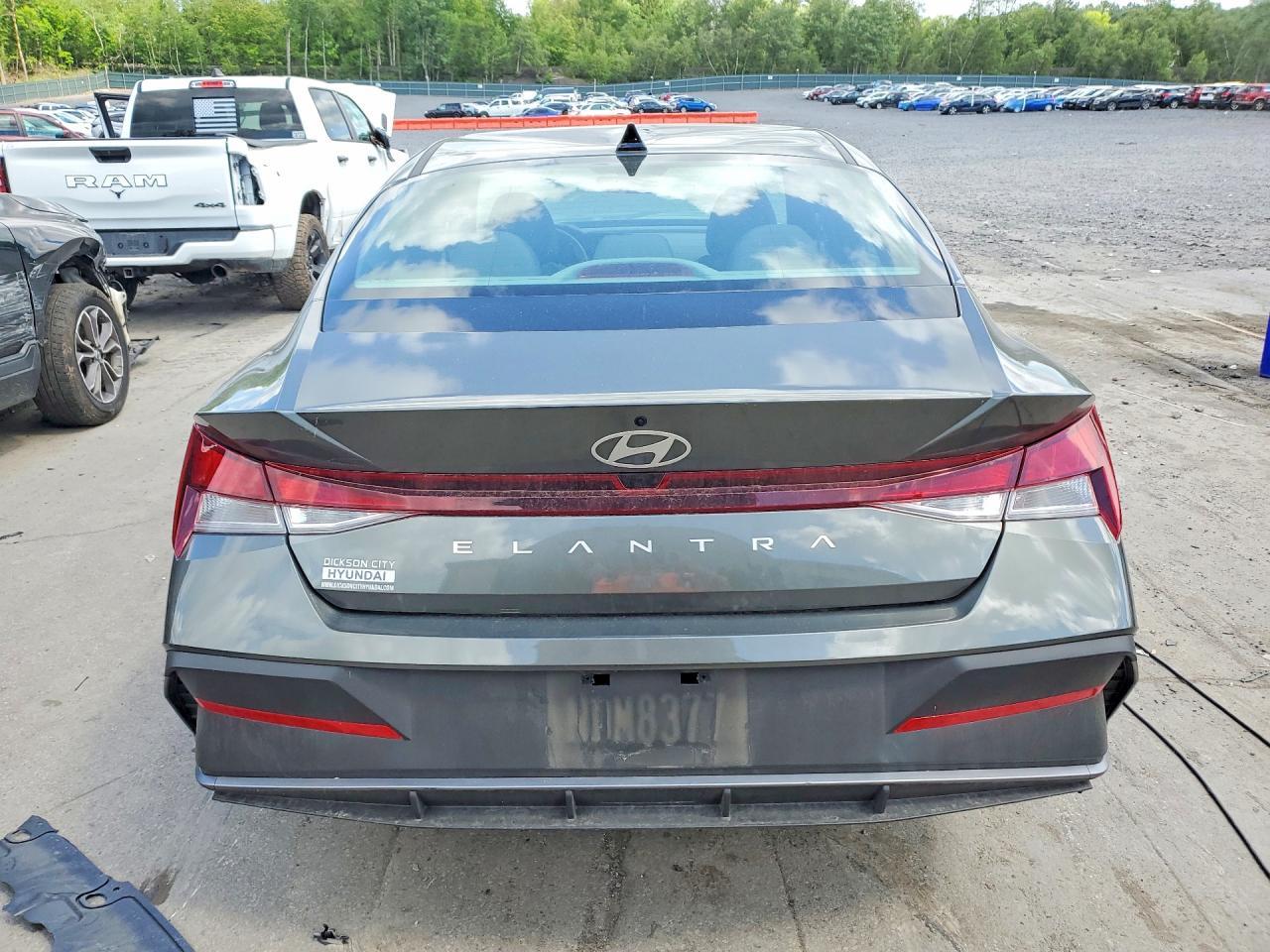 2026 Hyundai Elantra Se - Фото 6