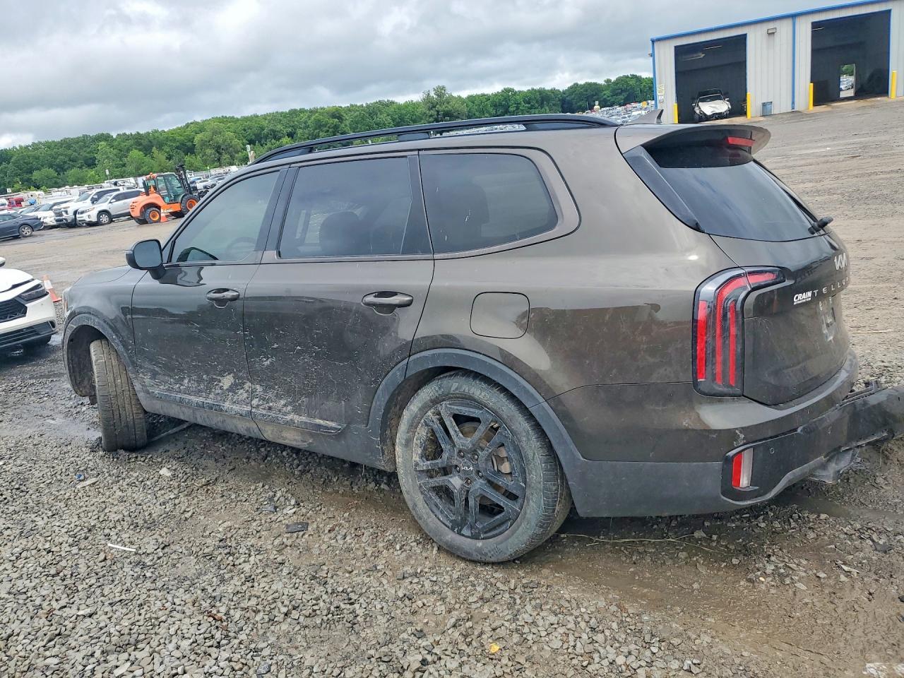 2024 Kia Telluride Ex X-Line - Image 2