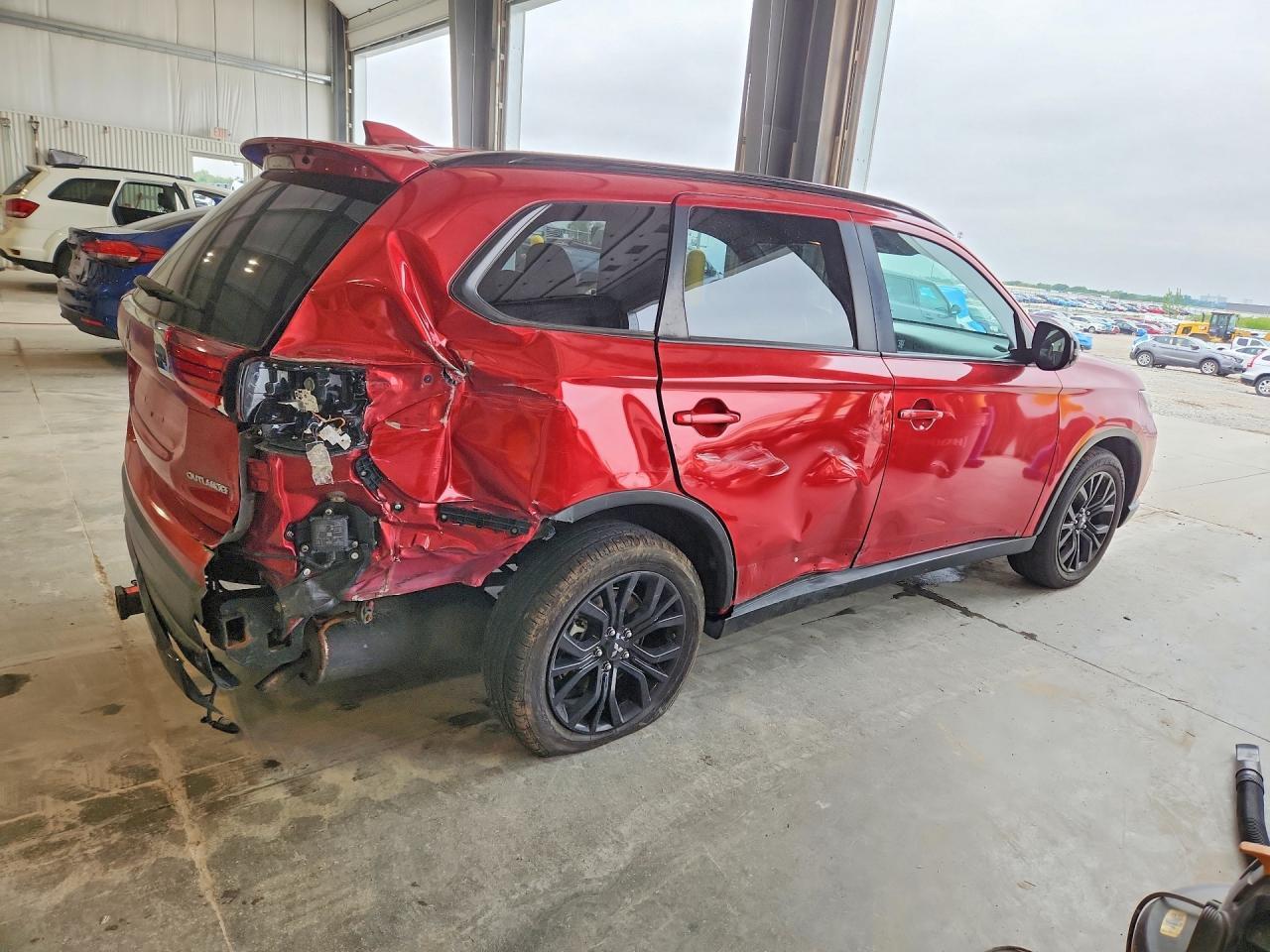 2018 Mitsubishi Outlander Se - Фото 3