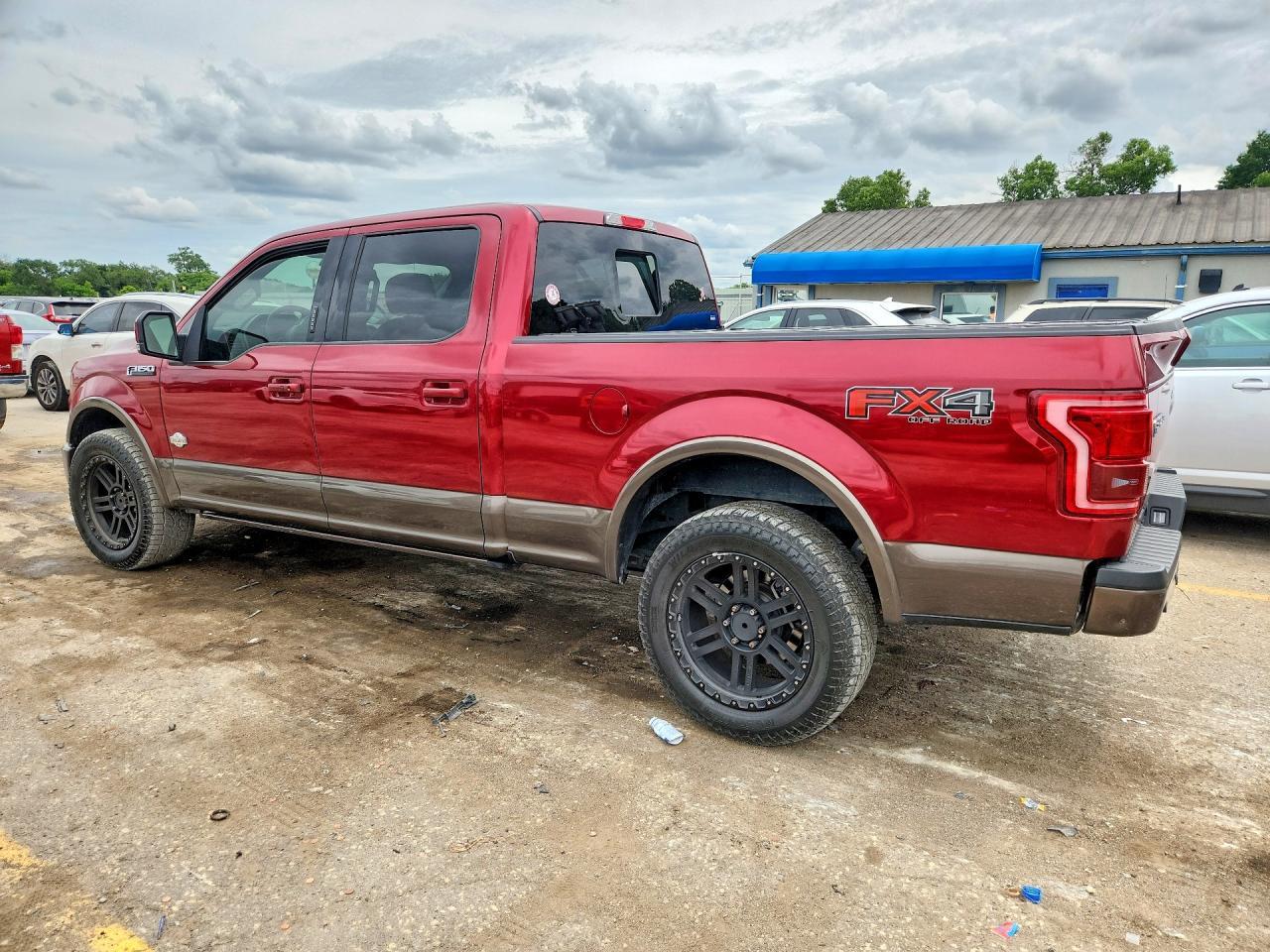 2017 Ford F150 Supercrew - Фото 2
