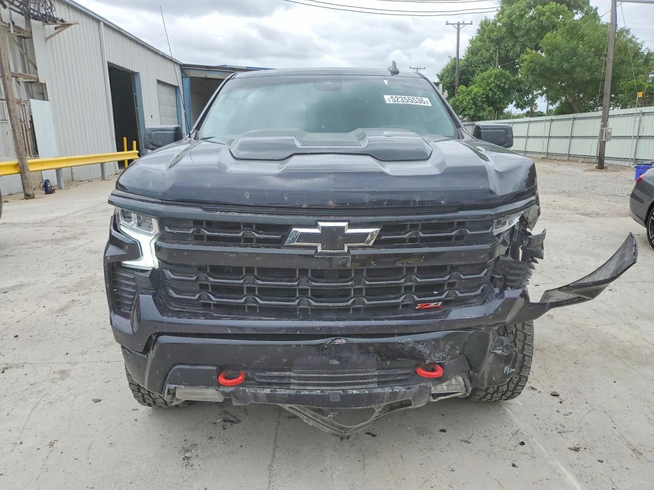 2024 Chevrolet Silverado - Image 5