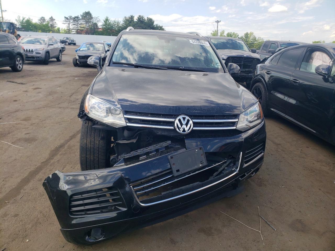 2011 Volkswagen Touareg V6 - Фото 5
