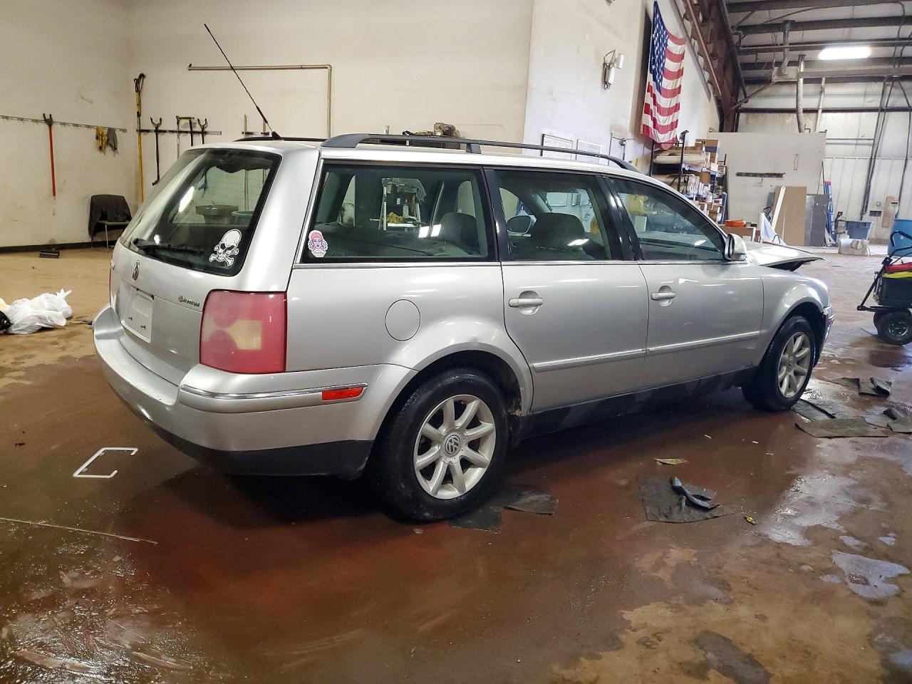 2004 Volkswagen Passat Gls - Image 3