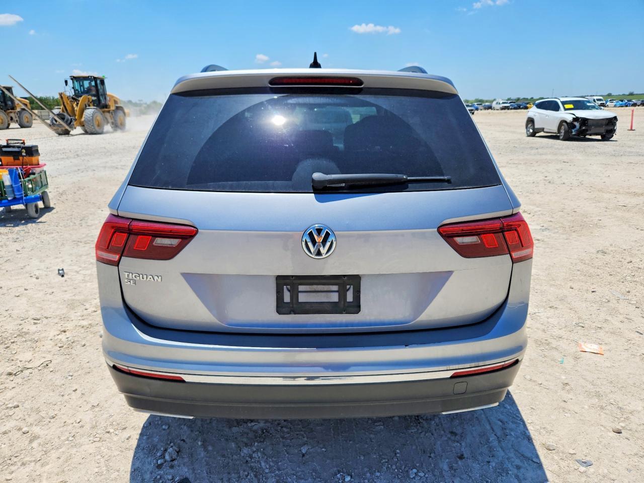 2021 Volkswagen Tiguan Se - Фото 6