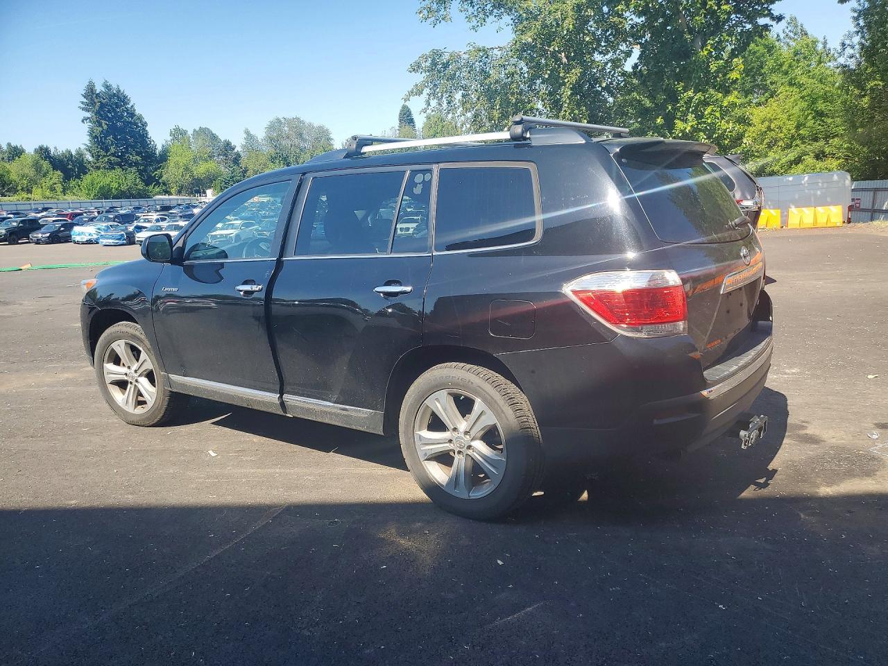2013 Toyota Highlander Limited - Фото 2