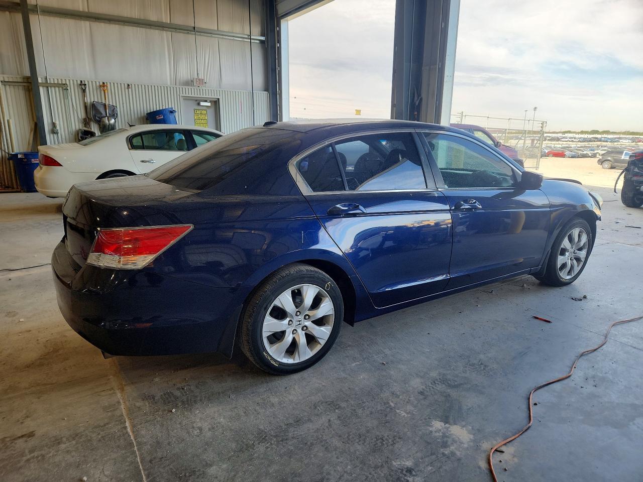 2010 Honda Accord Exl - Фото 3