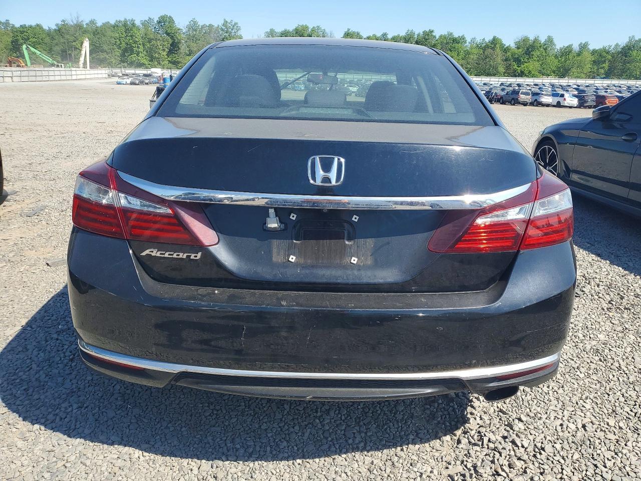 2017 Honda Accord Lx - Фото 6