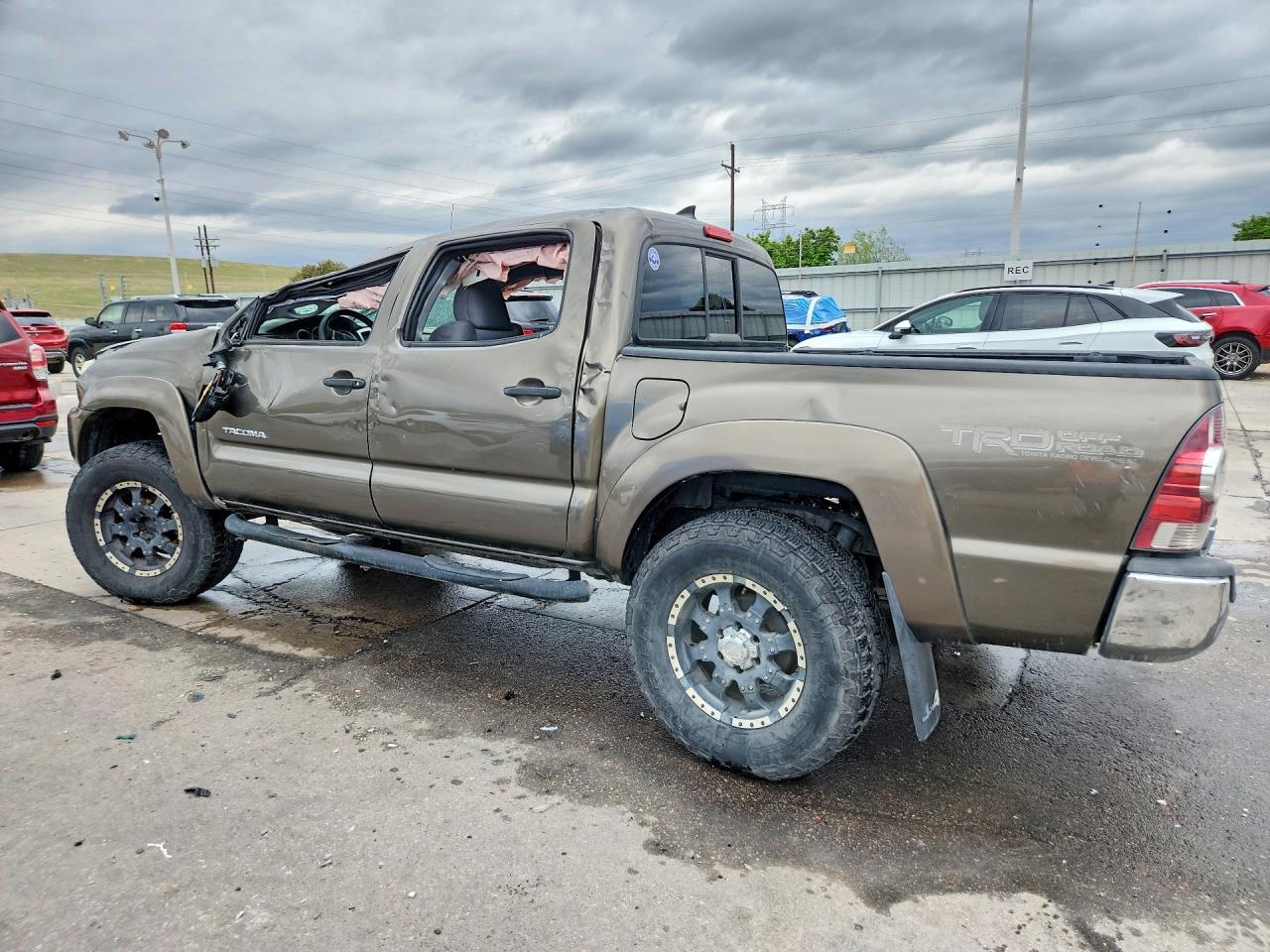 2012 Toyota Tacoma Double Cab - Фото 2