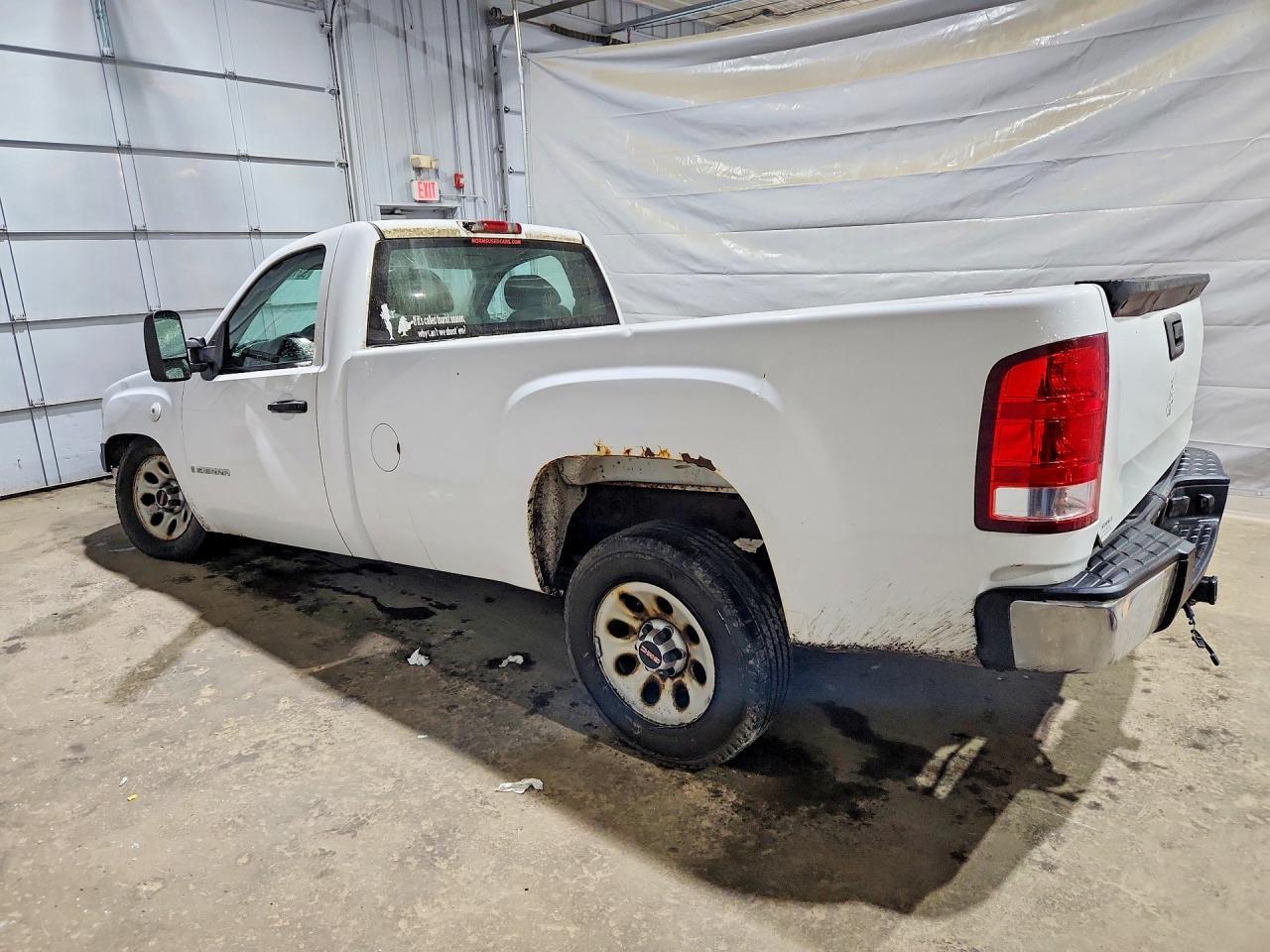 2008 GMC Sierra C1500 - Фото 2