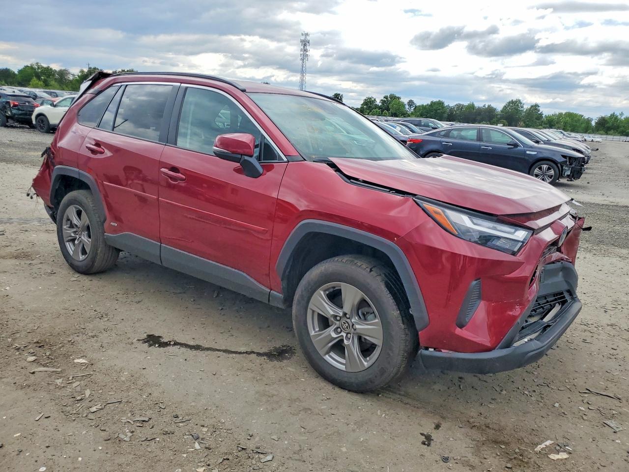 2024 Toyota Rav4 Hybrid Xle - Image 4