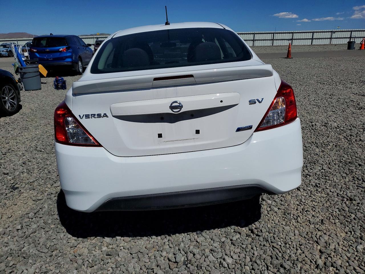 2015 Nissan Versa 1.6 Sv - Фото 6