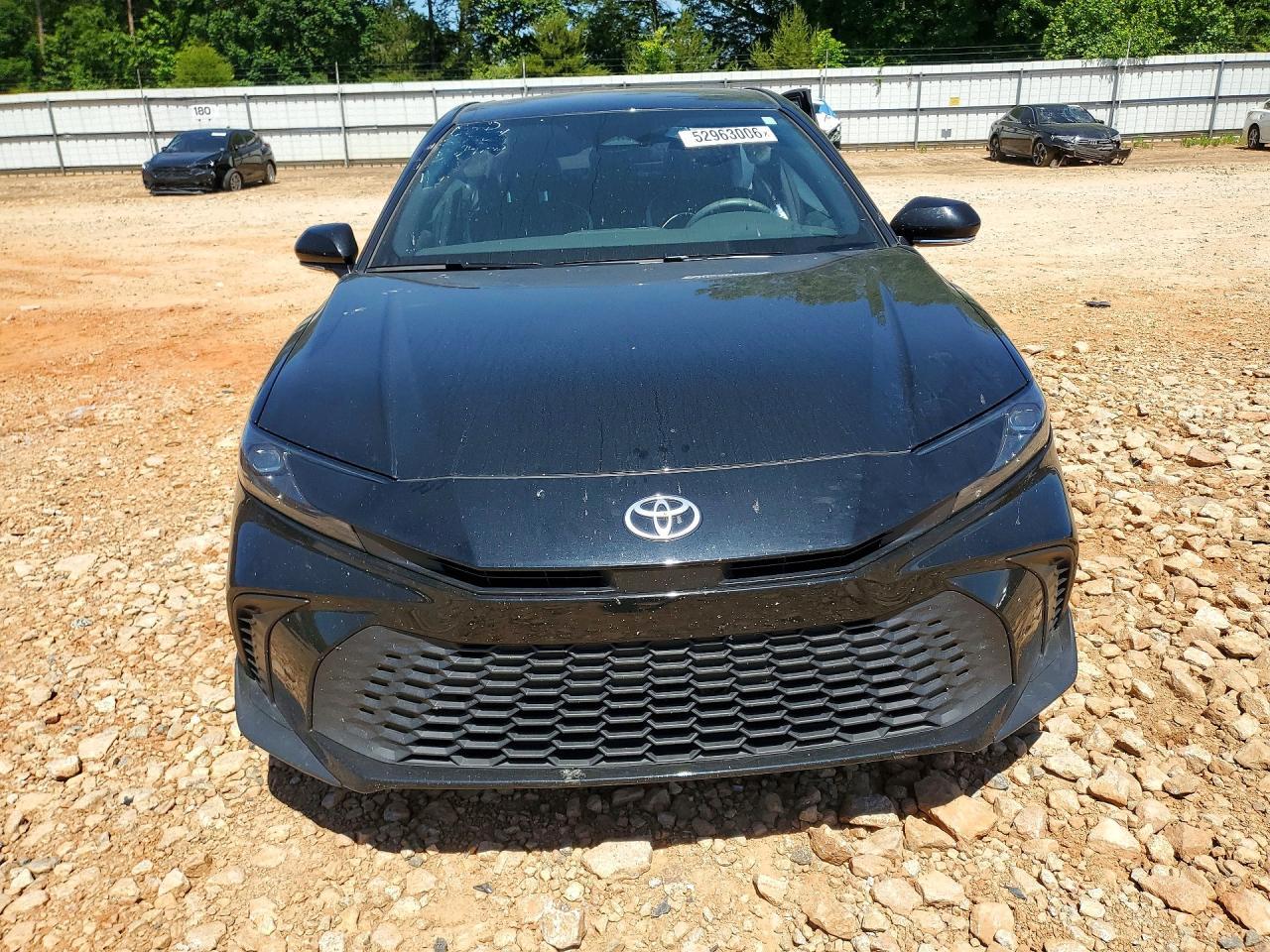 2025 Toyota Camry - Image 5