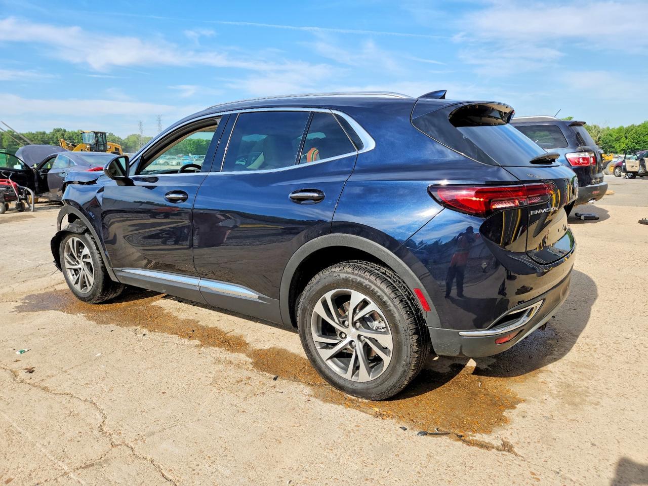 2021 Buick Envision Essence - Фото 2