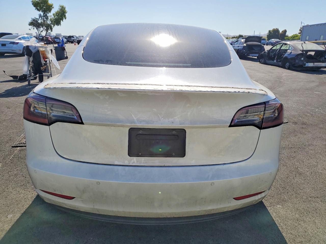 2021 Tesla Model 3 - Фото 6