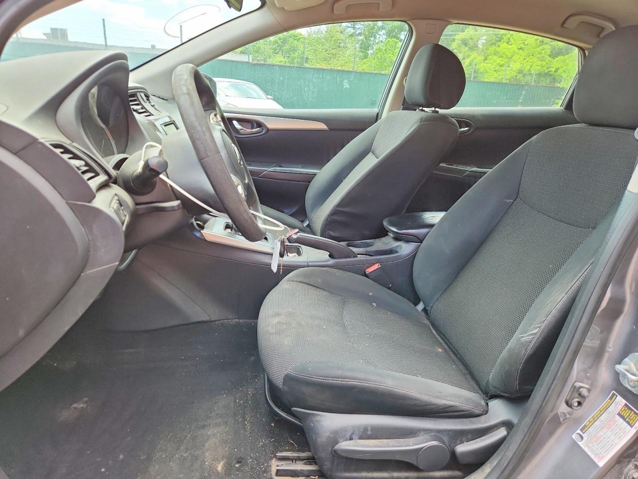 2019 Nissan Sentra S - Фото 7