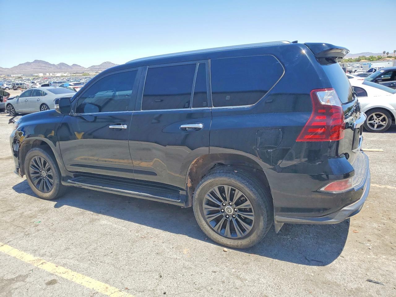 2021 Lexus Gx 460 Premium - Image 2