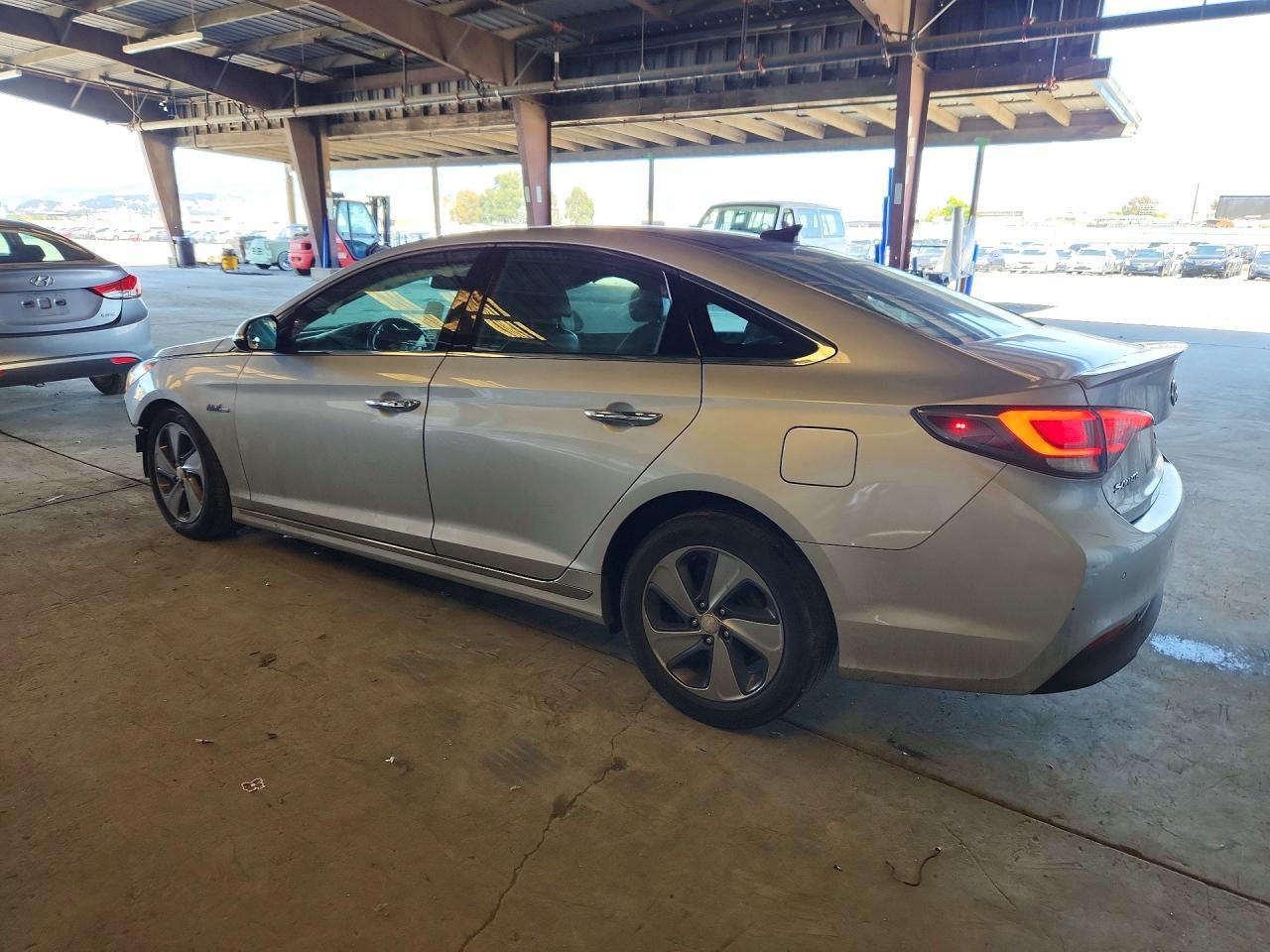 2016 Hyundai Sonata Hybrid Limited - Фото 2