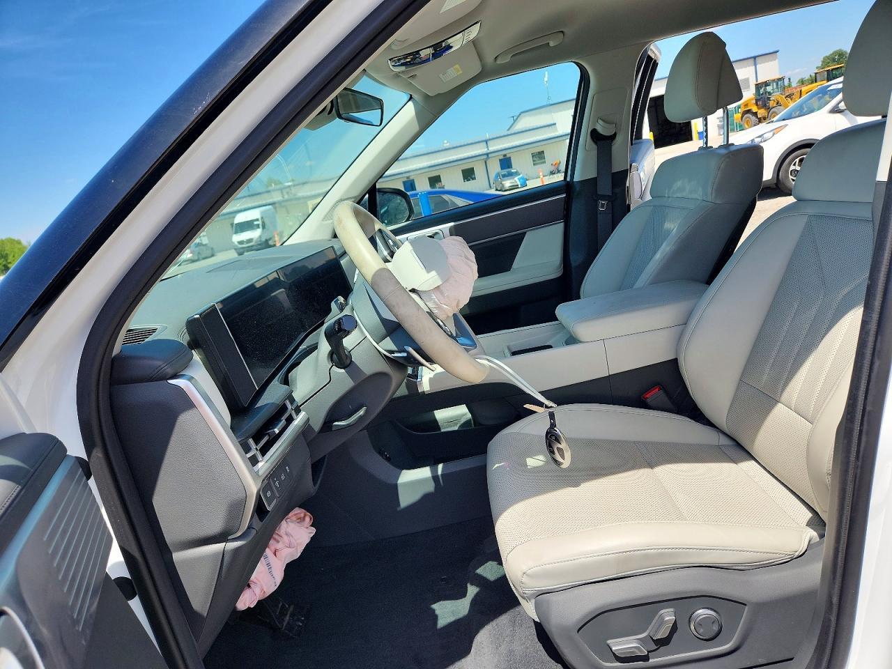 2025 Hyundai Santa Fe Sel - Image 7