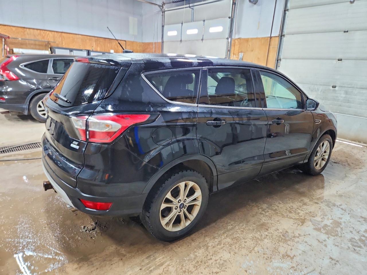 2017 Ford Escape Se - Фото 5