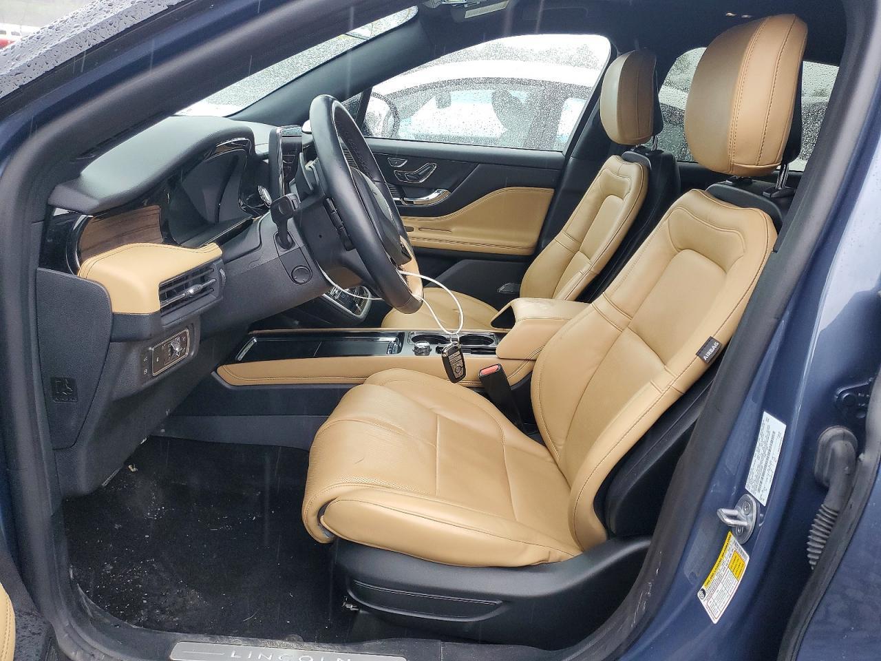 2022 Lincoln Corsair Grand Touring - Image 7
