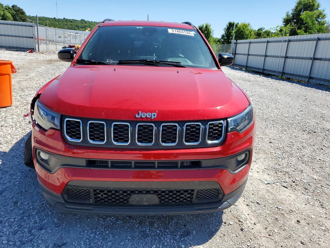 2025 Jeep Compass Latitude - Image 5