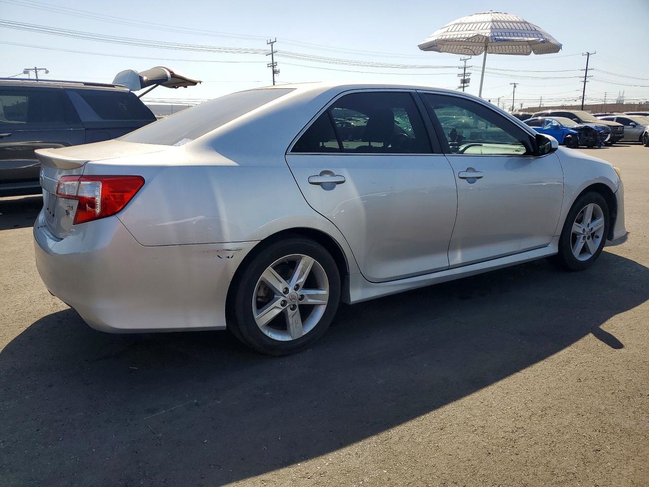 2014 Toyota Camry Se - Фото 5