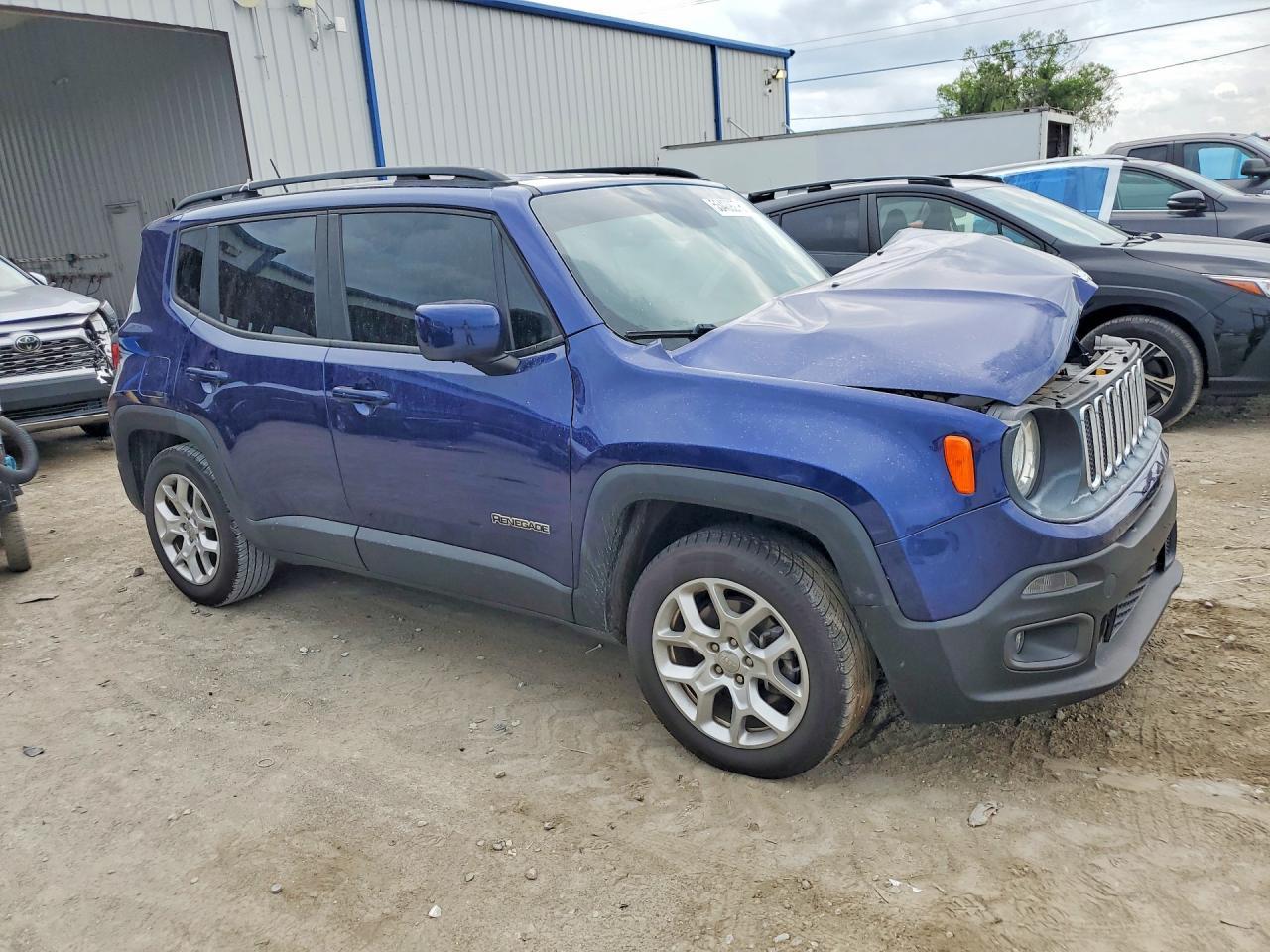 2017 Jeep Renegade Latitude - Фото 4