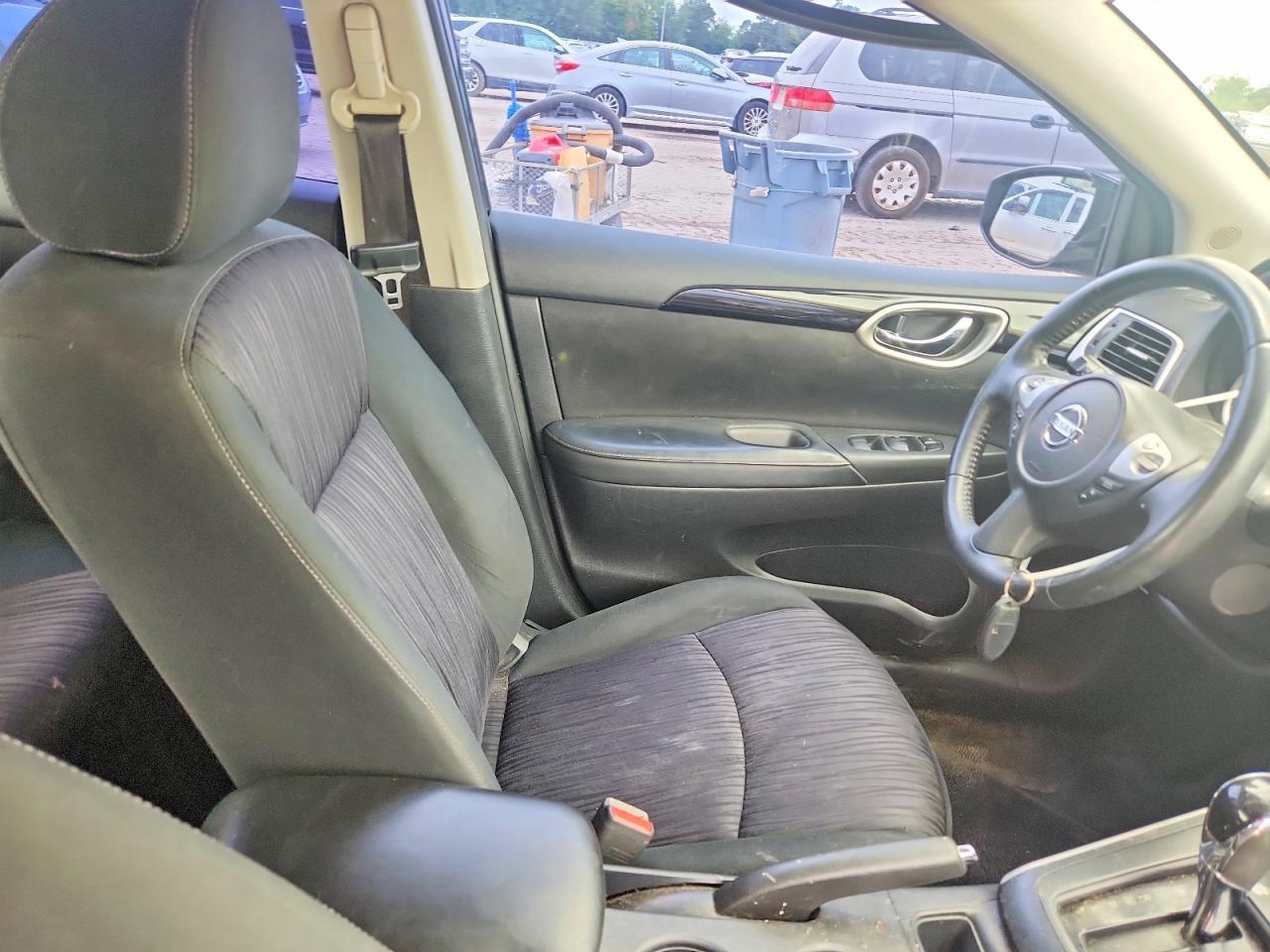 2019 Nissan Sentra Sv - Фото 7