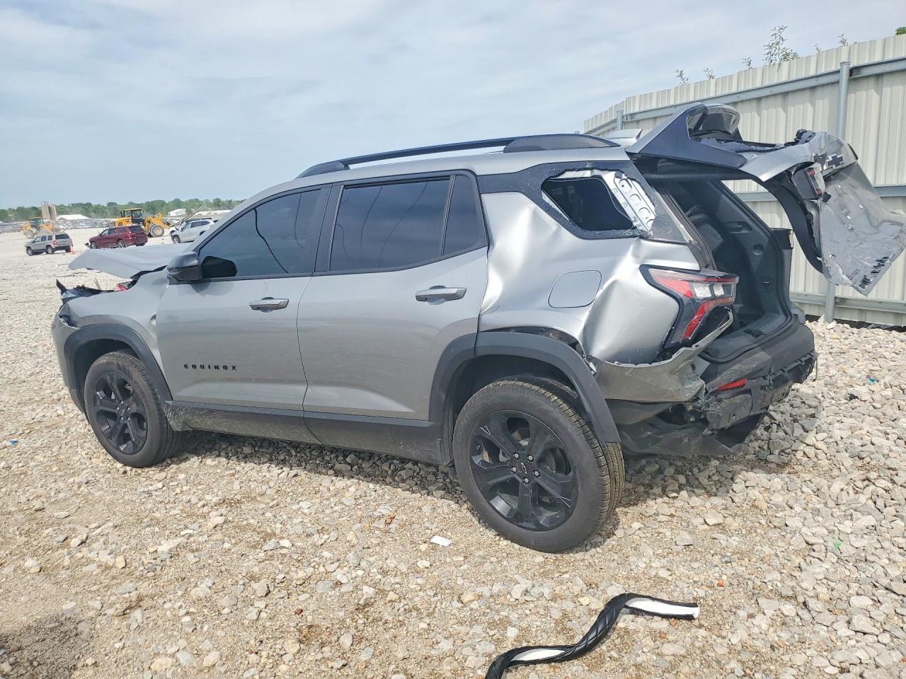 2026 Chevrolet Equinox Lt - Фото 2