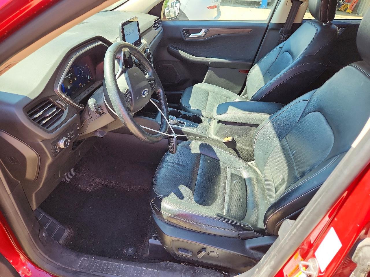 2020 Ford Escape Titanium - Image 7