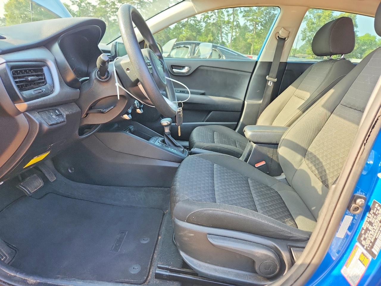 2022 Kia Rio S - Image 7