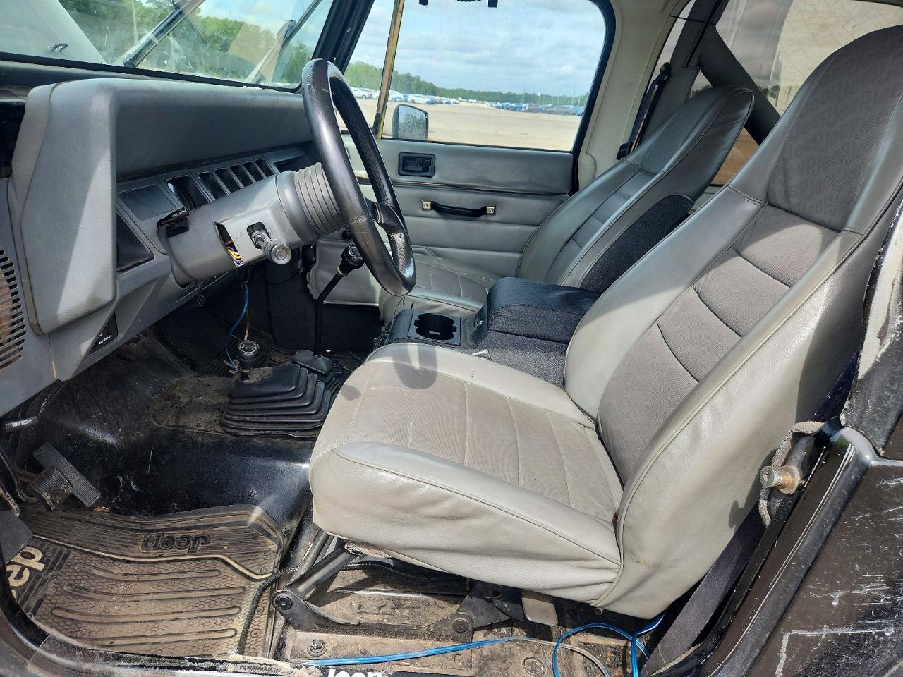 1990 Jeep Wrangler / Yj - Фото 7