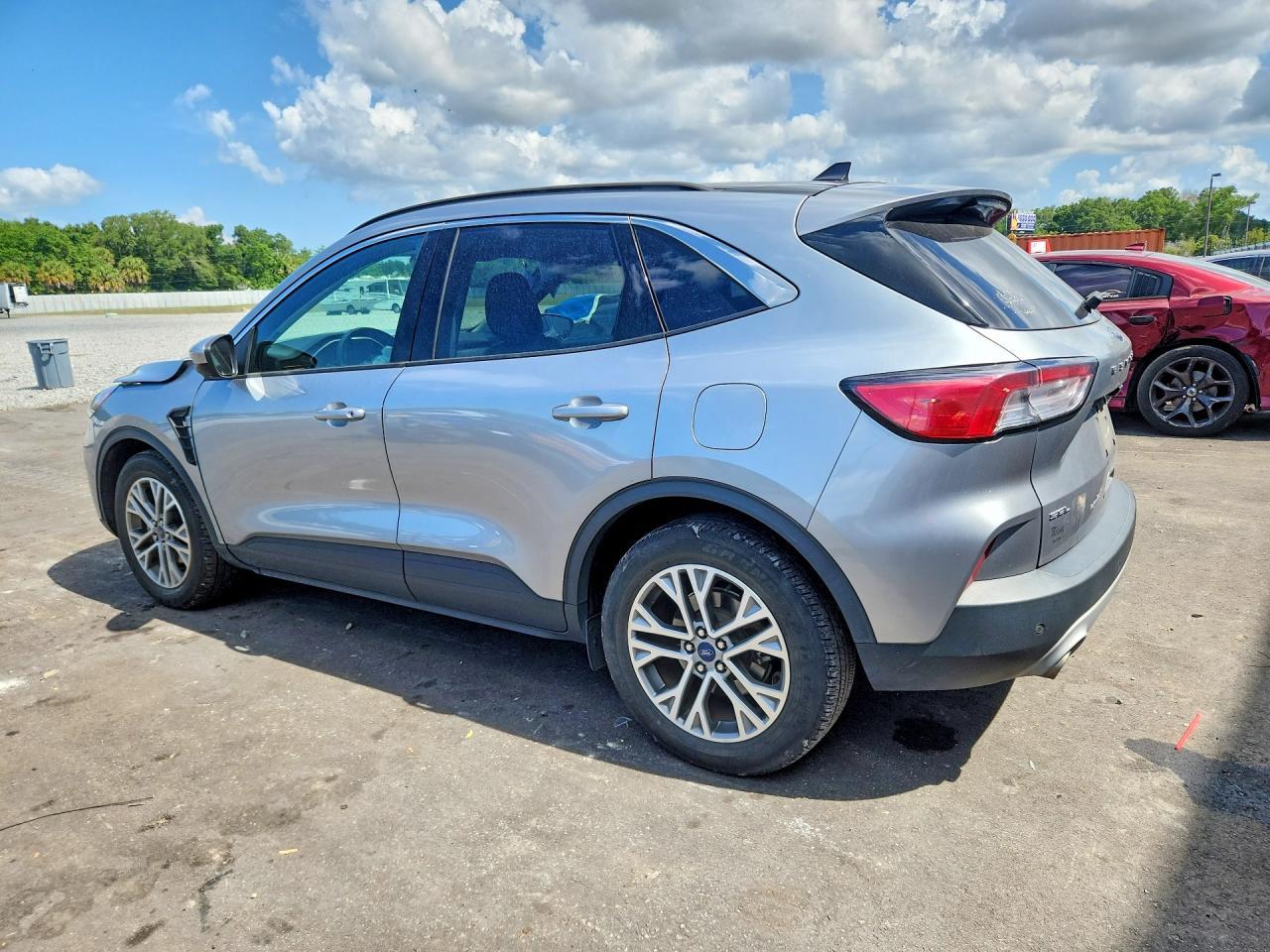 2022 Ford Escape Sel - Фото 2