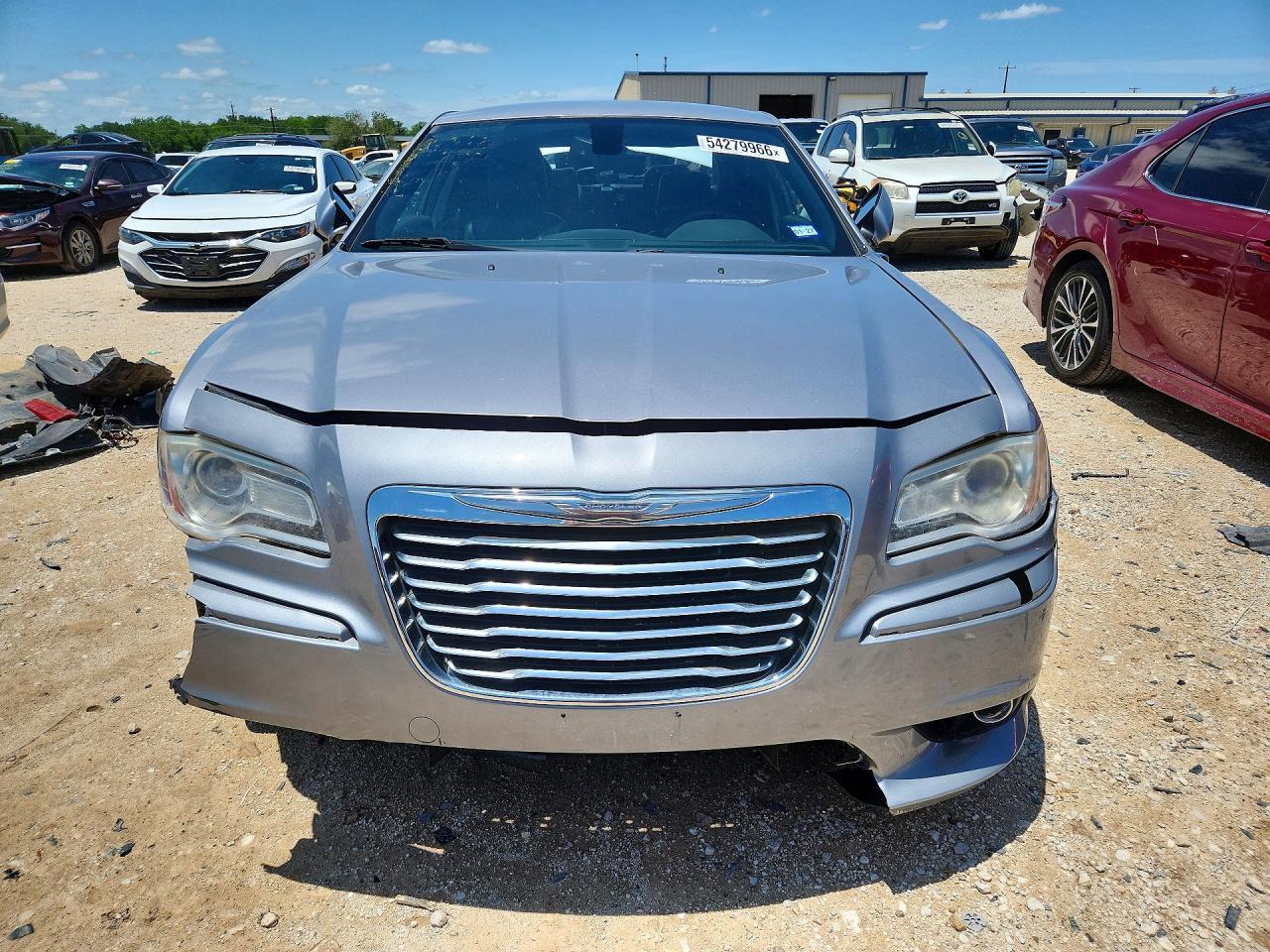 2014 Chrysler 300 - Фото 5