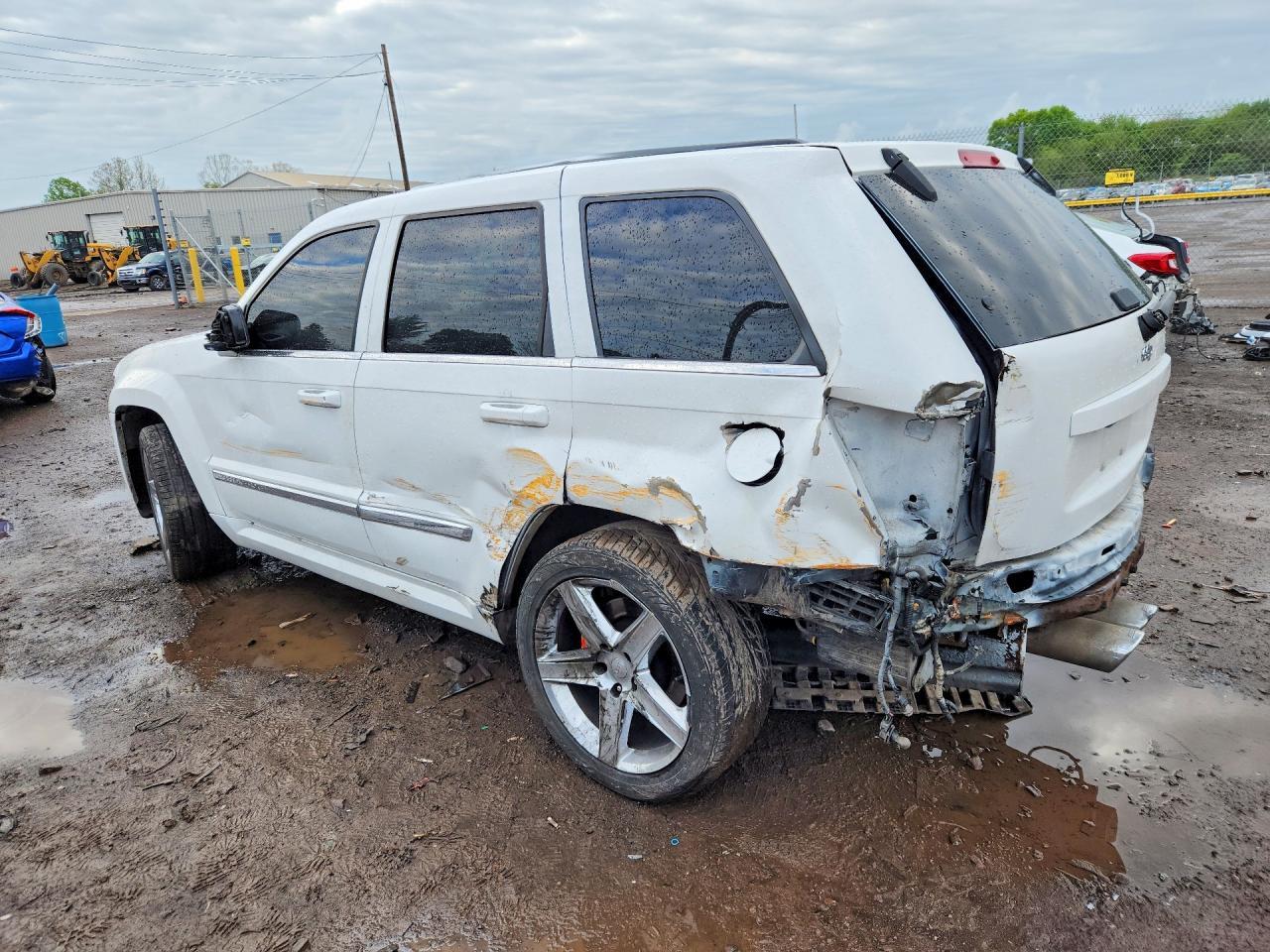 2007 Jeep Grand Cherokee Srt-8 - Image 2