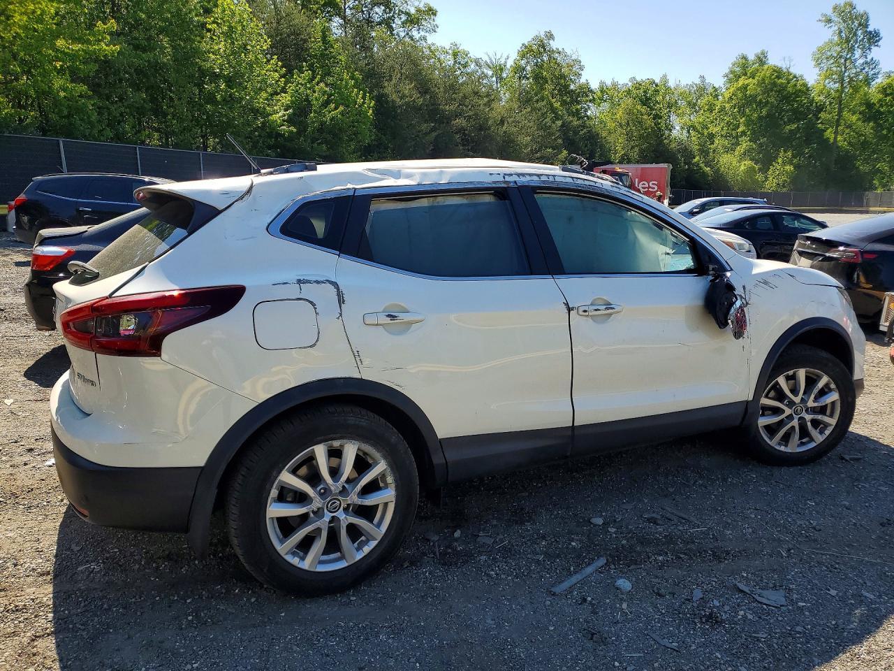 2020 Nissan Rogue Sport Sv - Image 3