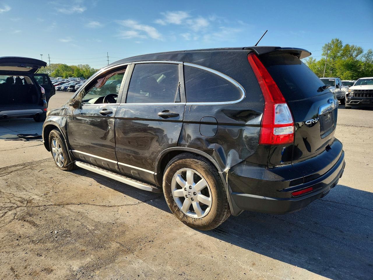 2011 Honda Cr-V Se - Image 2
