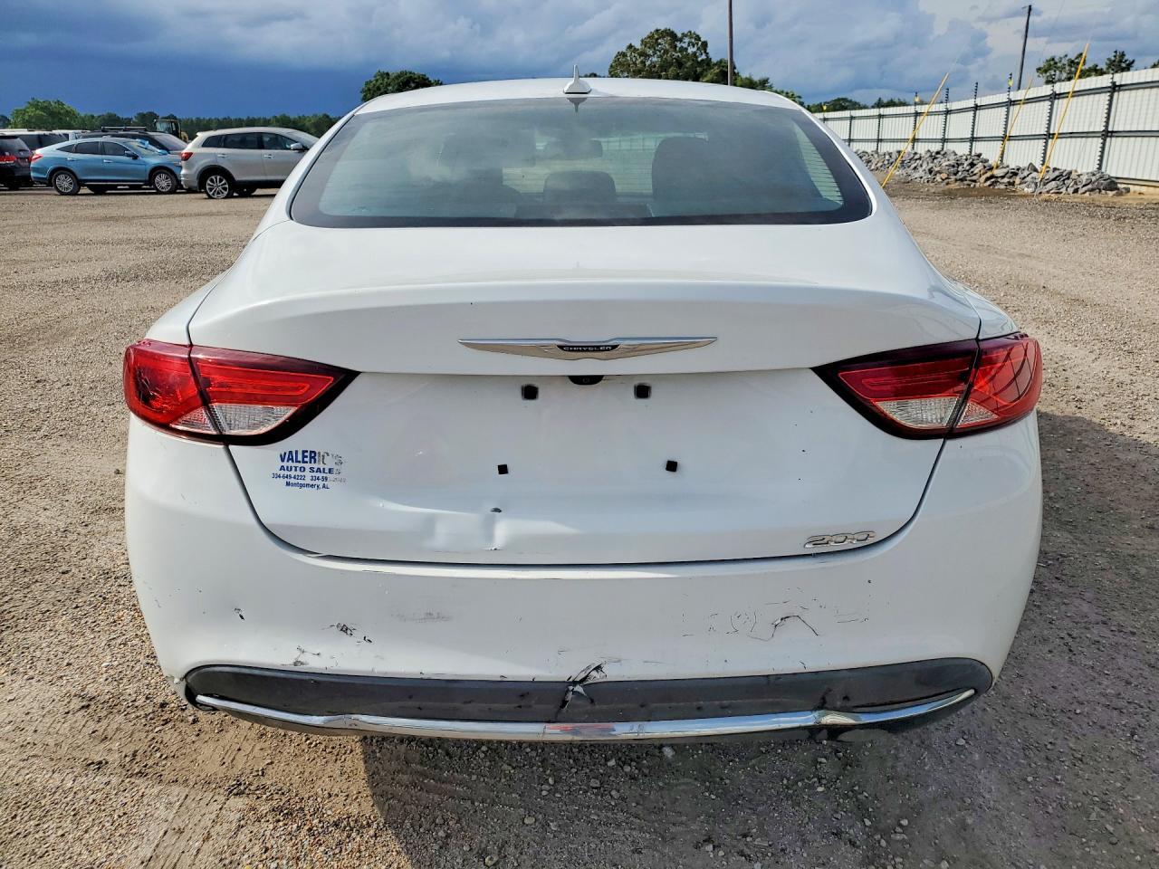 2016 Chrysler 200 Limited - Фото 6