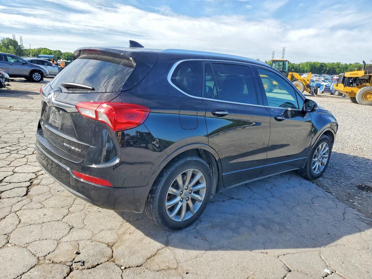 2020 Buick Envision Essence - Фото 3