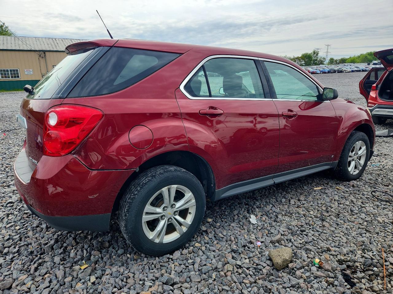 2010 Chevrolet Equinox Ls - Image 3