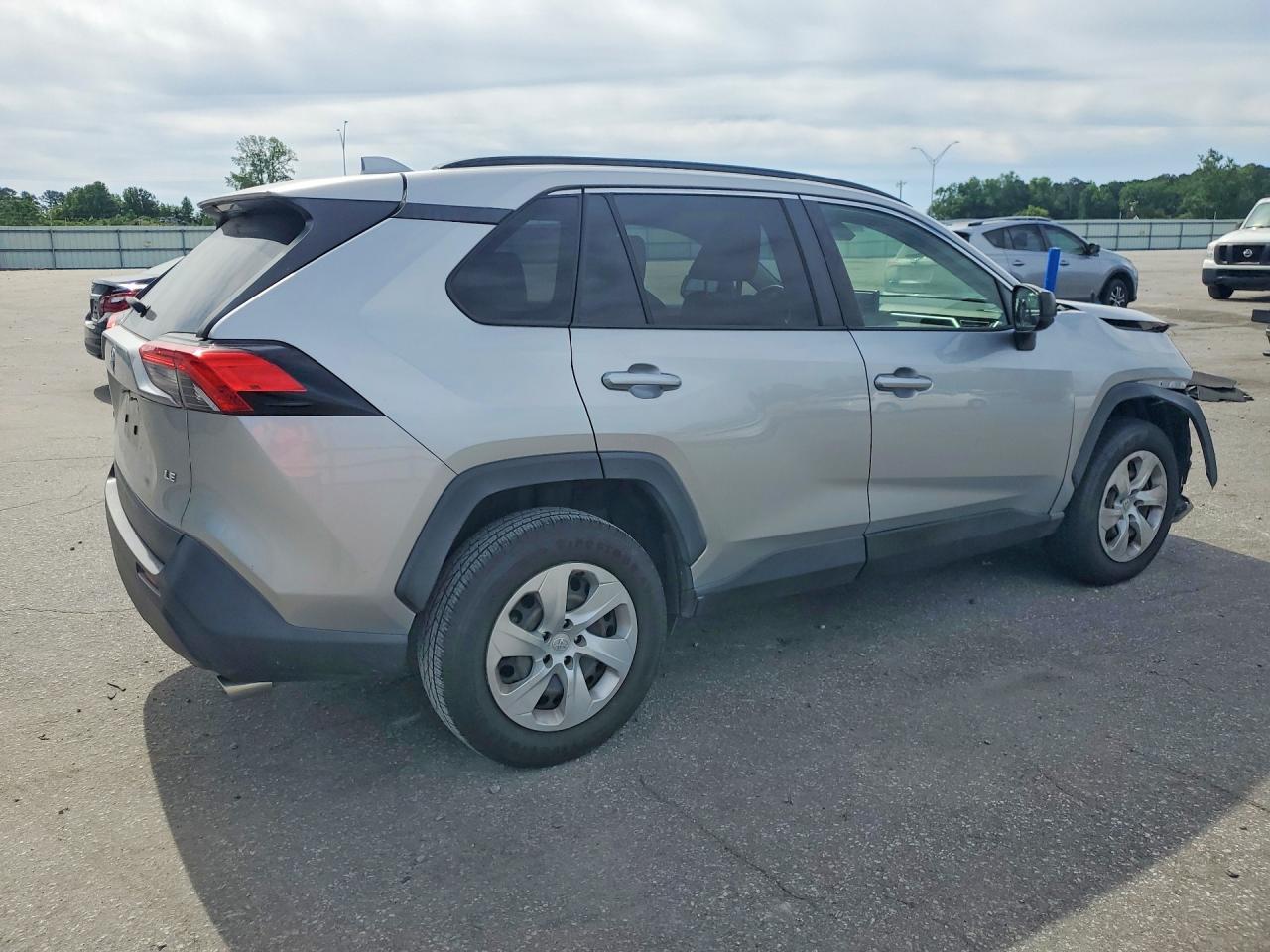 2019 Toyota Rav4 Le - Фото 3