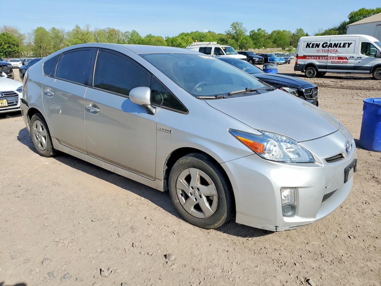 2010 Toyota Prius Iv - Фото 4