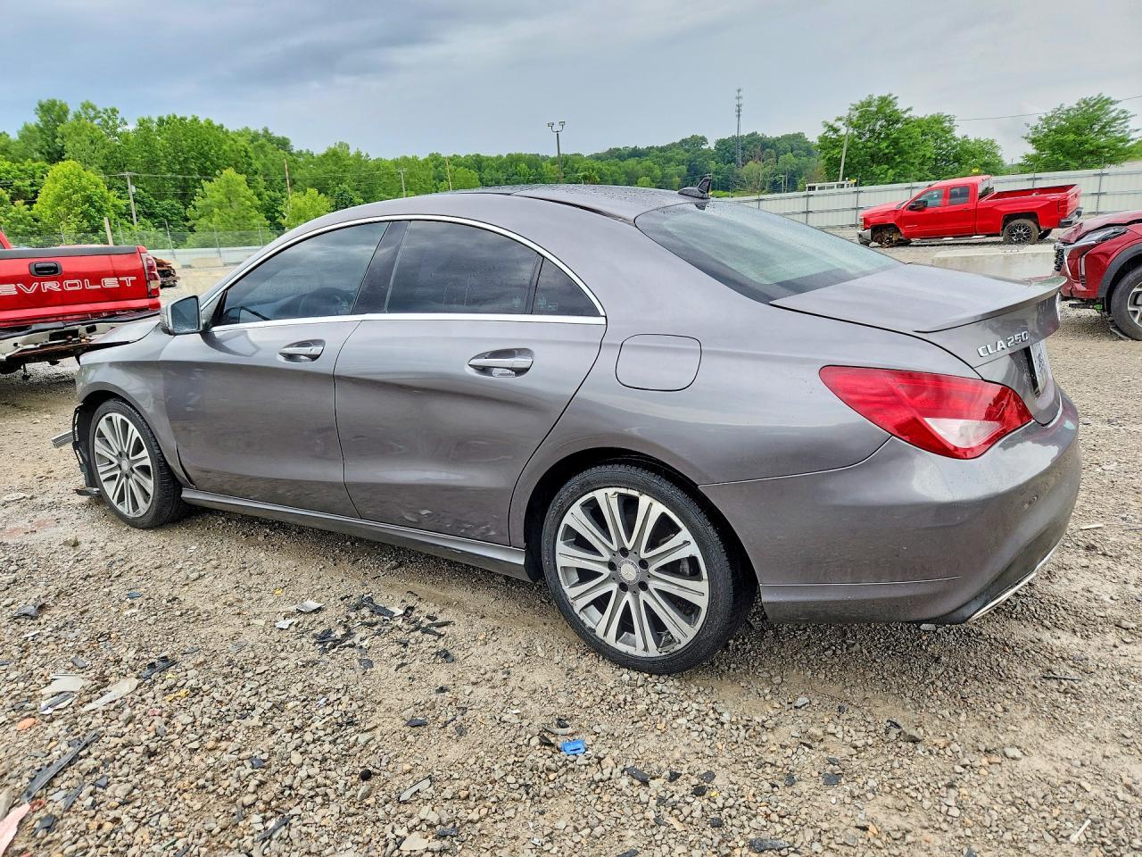 2017 Mercedes-Benz Cla 250 4Matic - Фото 2