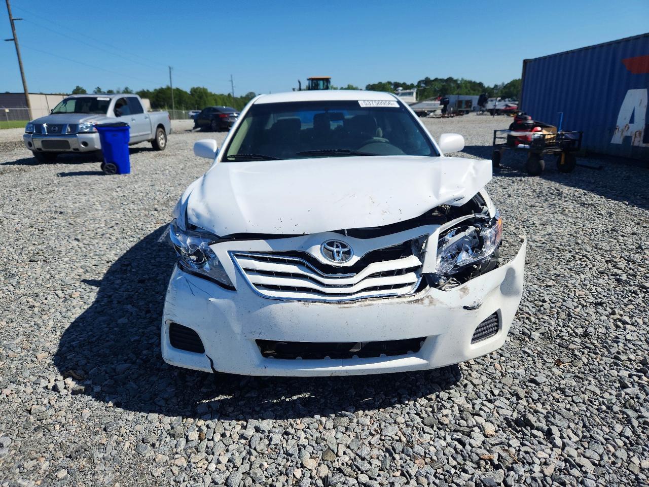 2010 Toyota Camry - Фото 5