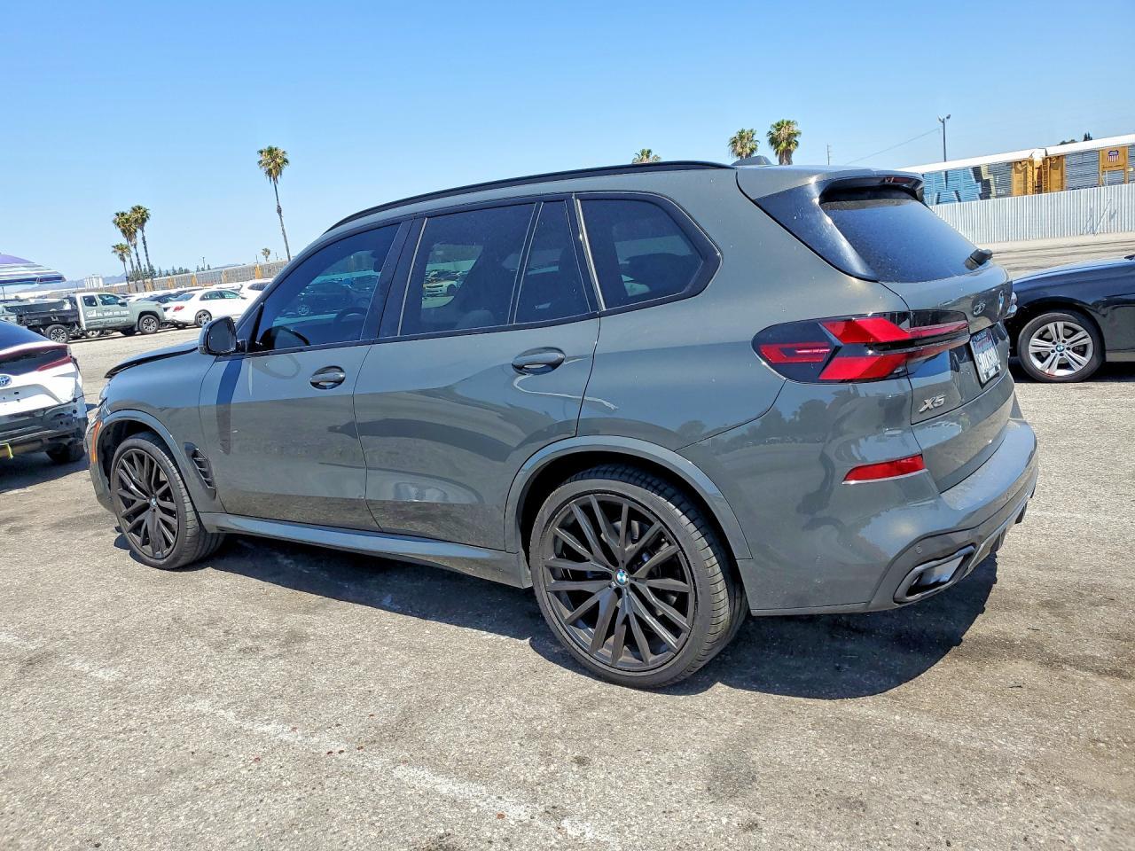 2024 BMW X5 xDrive40I - Image 2
