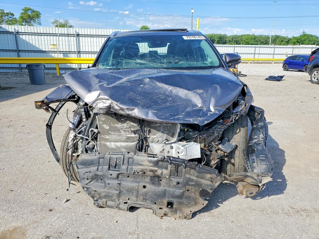 2019 Toyota Highlander Limited Platinum - Image 5