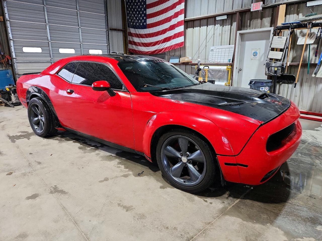 2013 Dodge Challenger R - Image 4