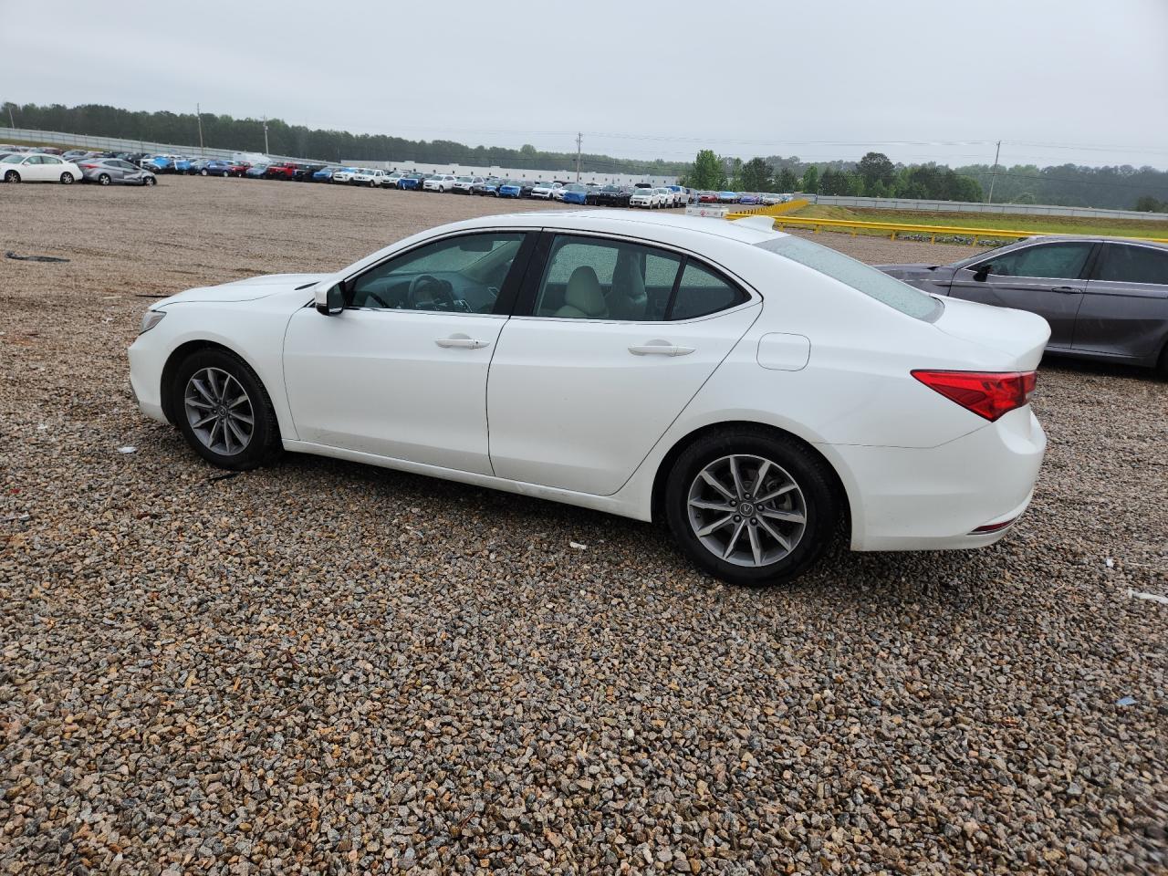 2018 Acura Tlx Tech - Image 2