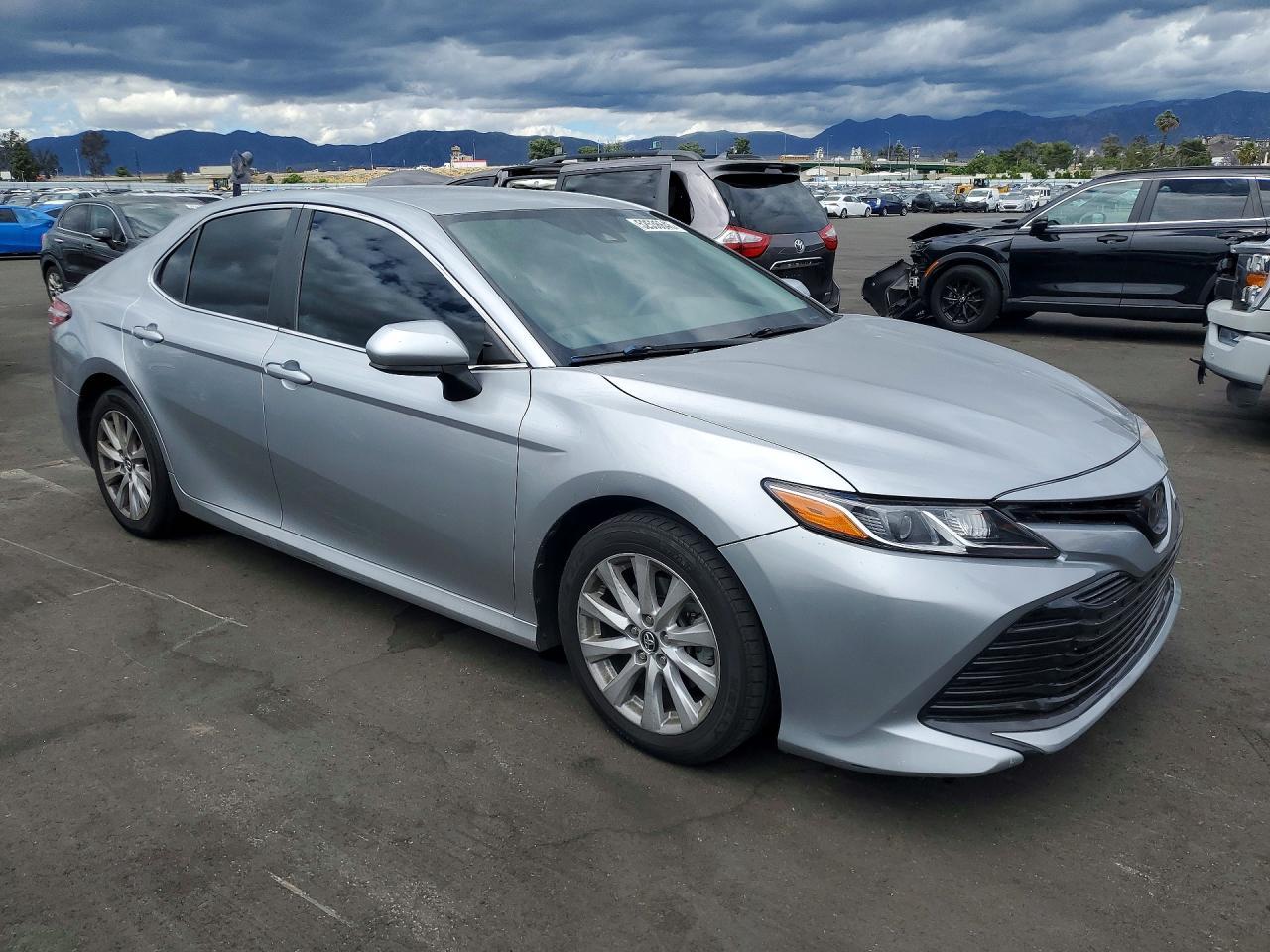2020 Toyota Camry Le - Image 4