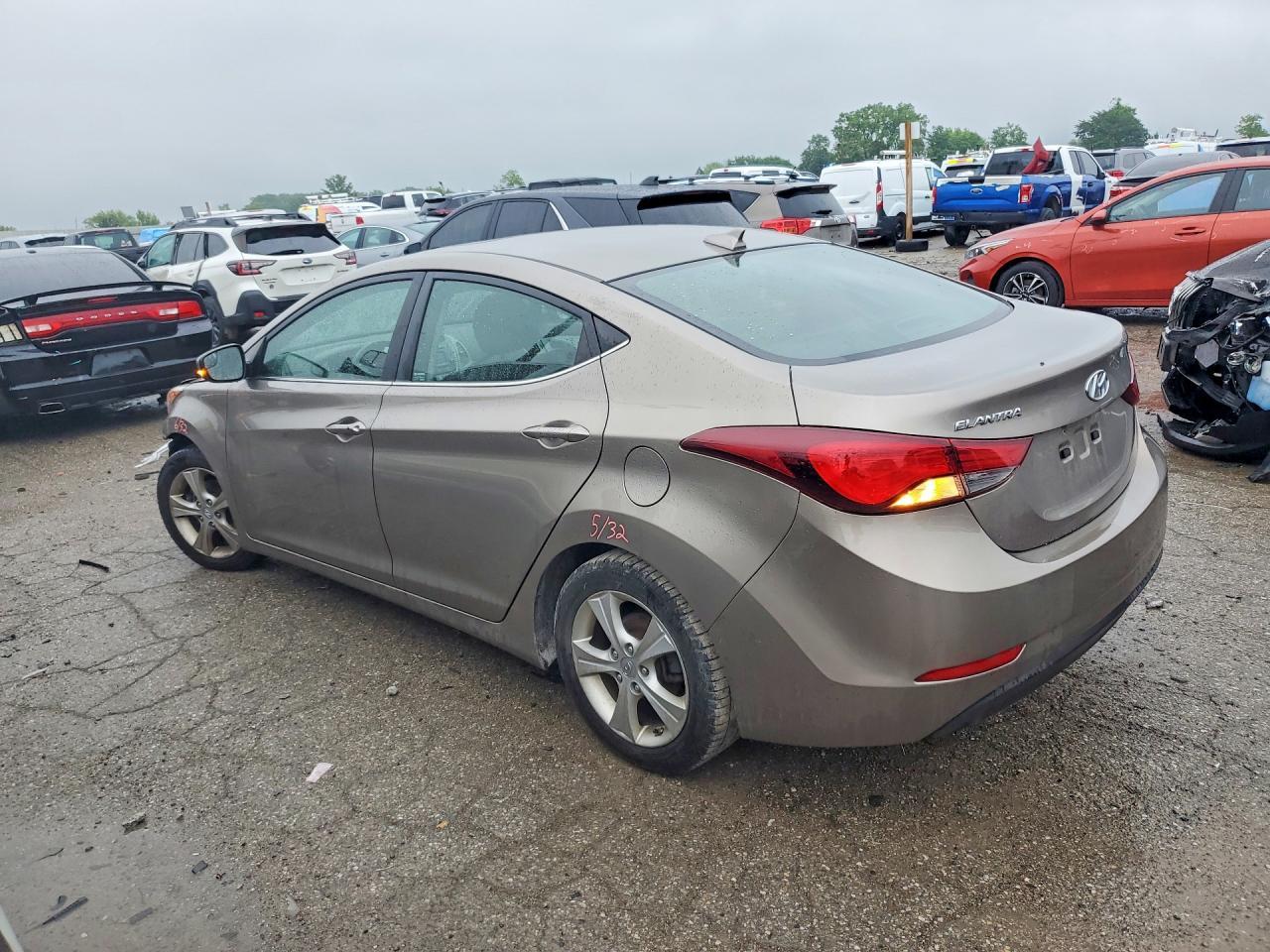 2016 Hyundai Elantra Value Edition - Image 2